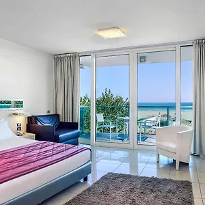 Mercure Artis Hotel
